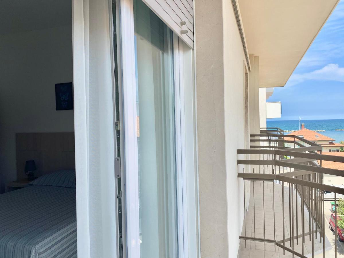 Santa Barbara Hotel & Apartments ベラーリア・イジェア・マリーナ エクステリア 写真